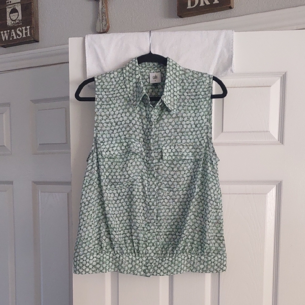 cabi #5910 Sea Glass Shimmer Top Size Med. Green White Banded Bottom EUC